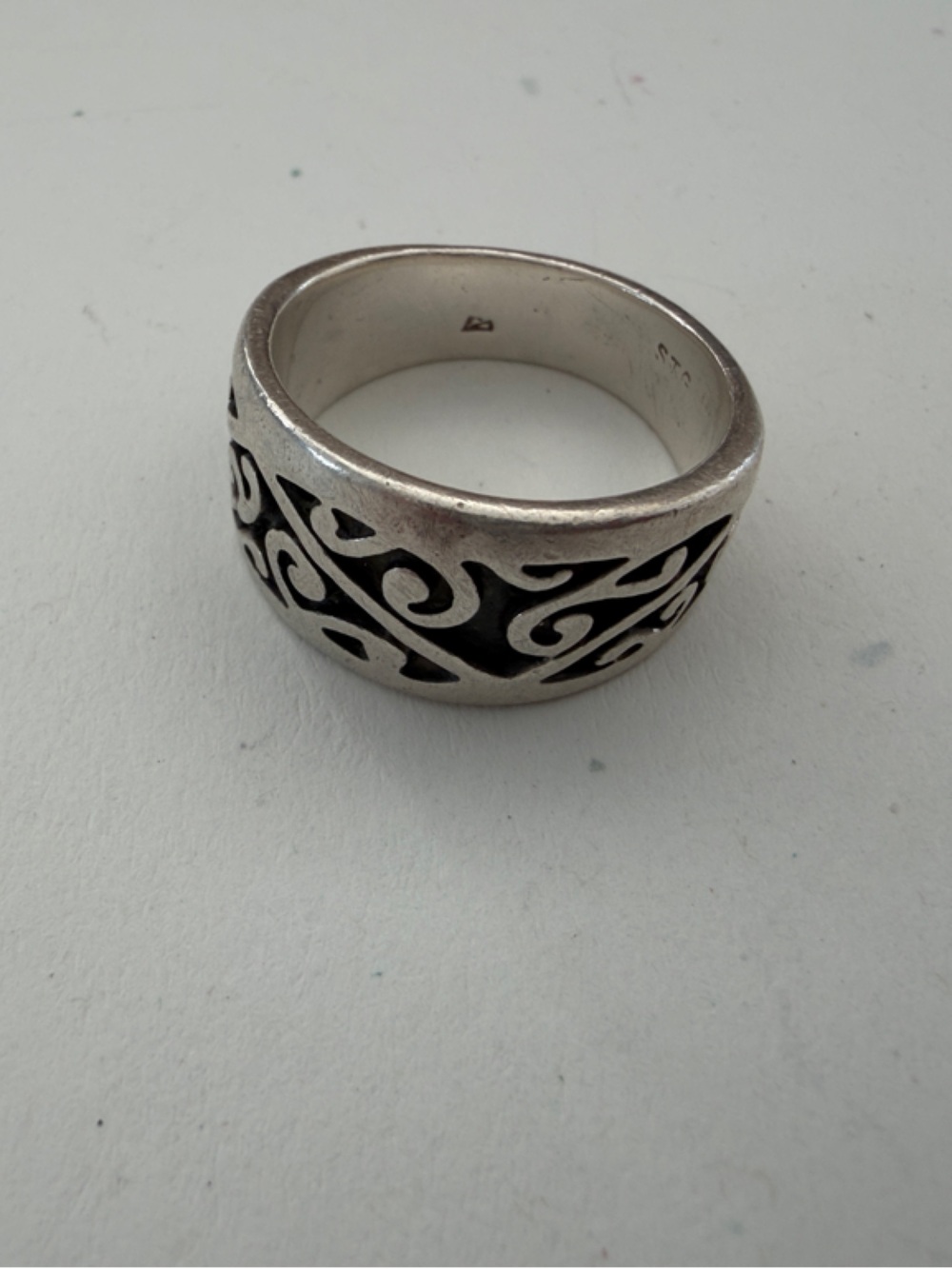 Swirl Band Ring